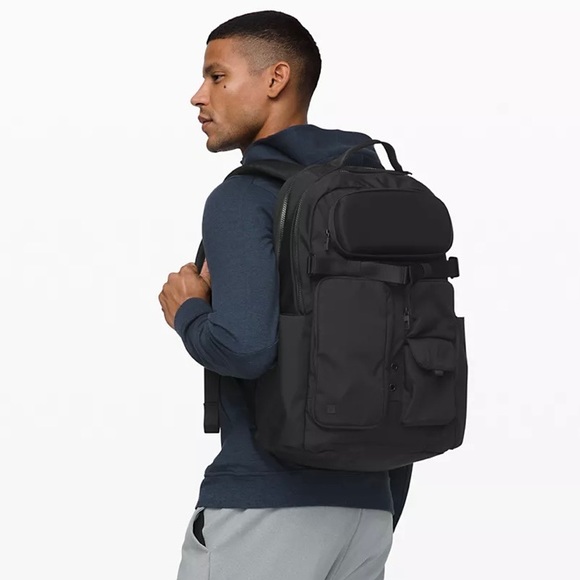Lululemon Cruiser Backpack - Black - Picture 10 of 12